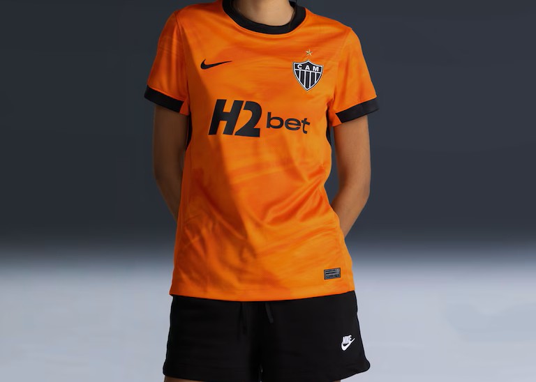 CAMISA FEMININA GALO RUA DE FOGO 2026/27